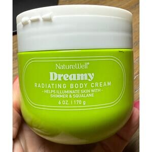 NatureWell Dreamy Radiating Body Cream shimmer for the Soft Glow NEW